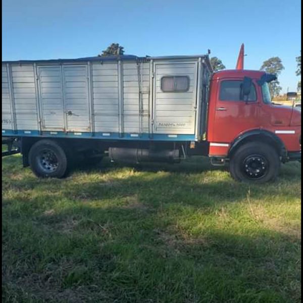 Maquinaria, Camiones, Mercedes benz 1518 carrosado impecable en Santa Rosa, La Pampa, Argentina